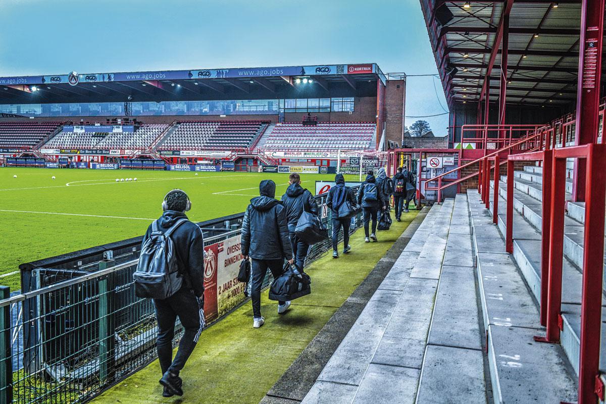 Een dagje achter de schermen bij KV Kortrijk: 'Heb jij de goal gezien?'