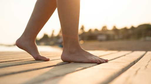Feet detail